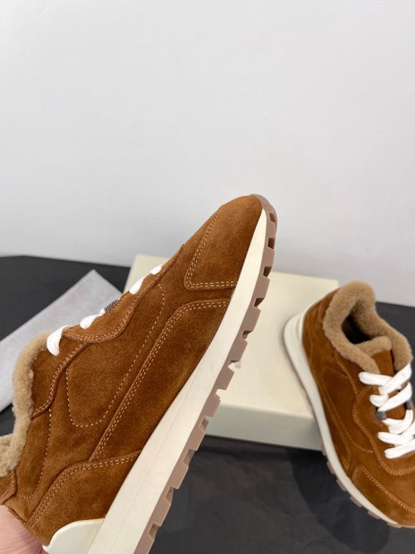 Кросівки жіночі зимові на хутрі фото 6