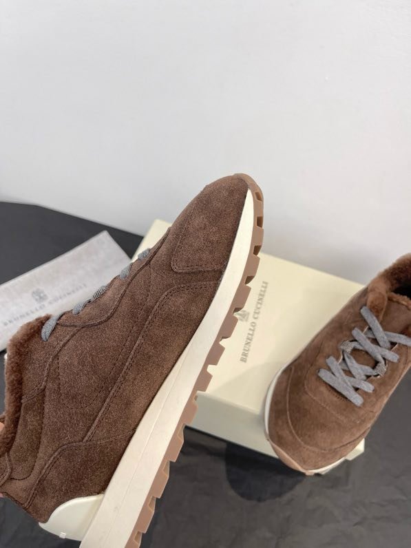 Кросівки жіночі зимові на хутрі фото 6