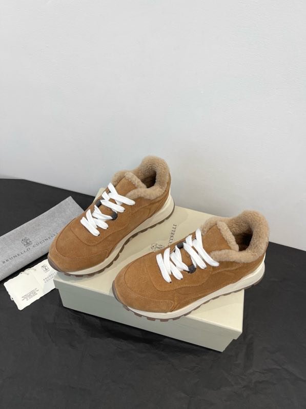 Кросівки жіночі зимові на хутрі фото 9