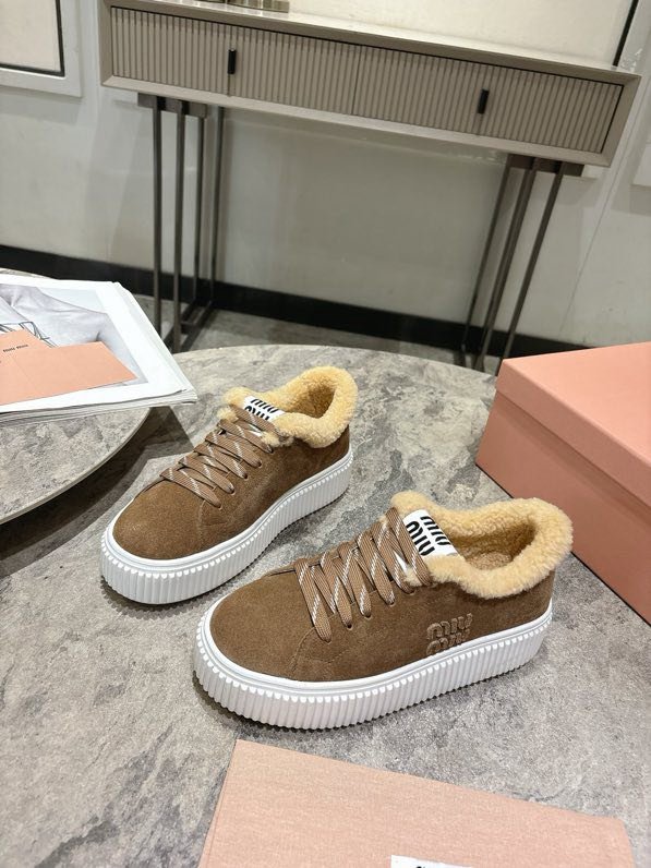 Sneakers women's winter on soled 4 cm