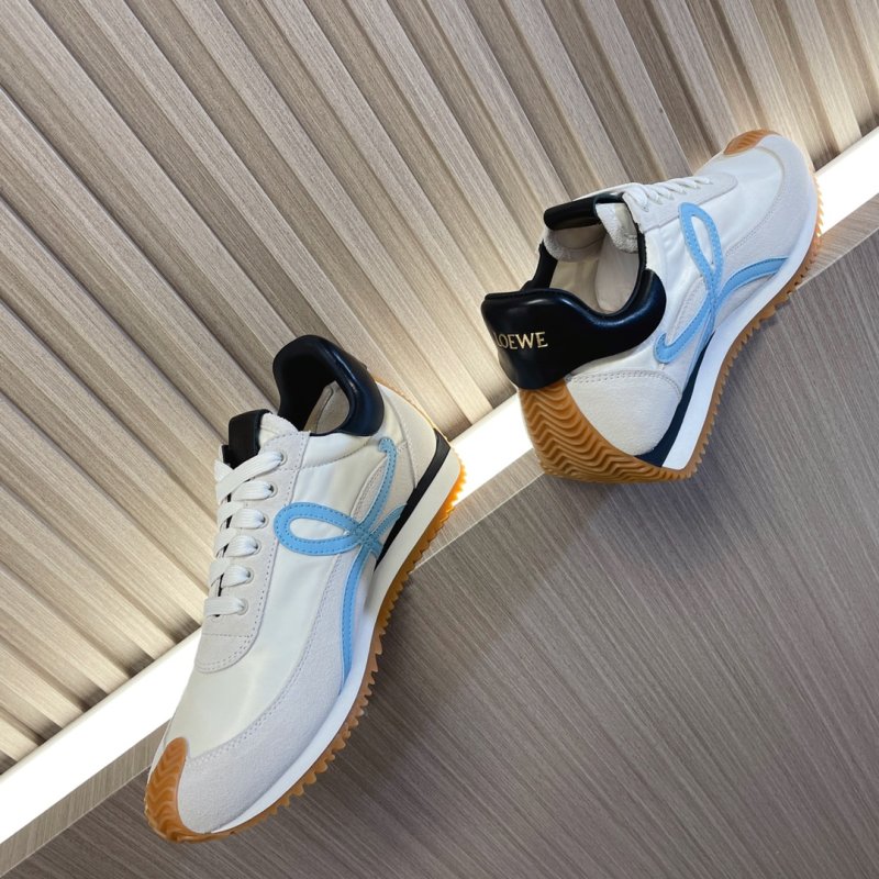 Sneakers women's
