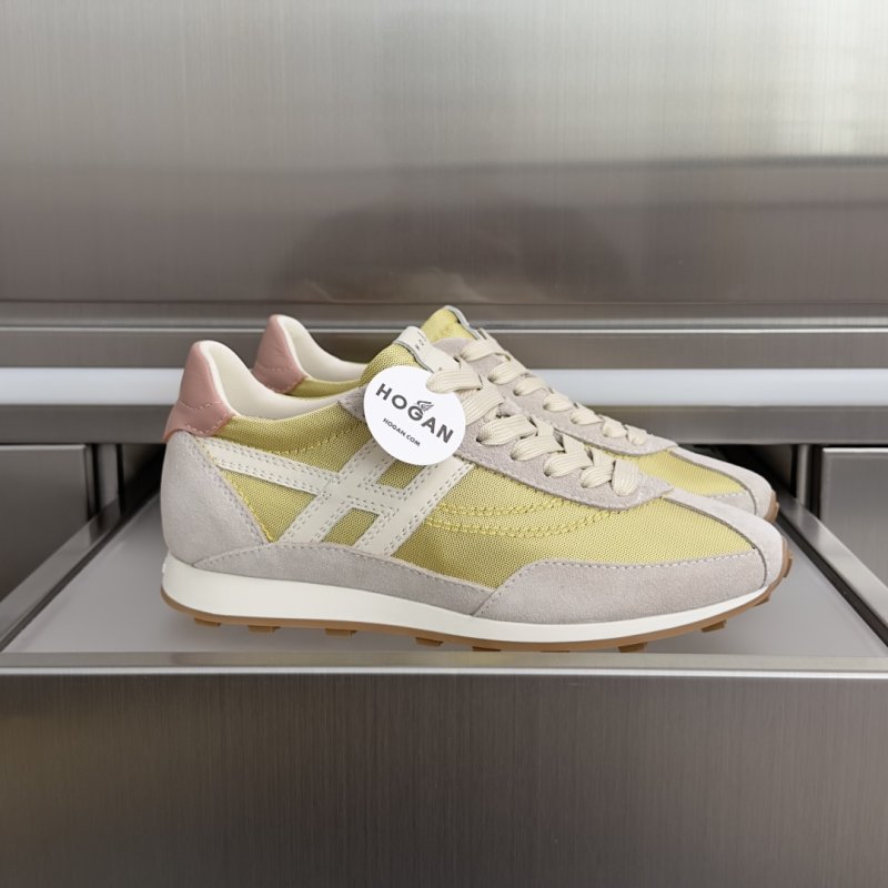 Sneakers women's