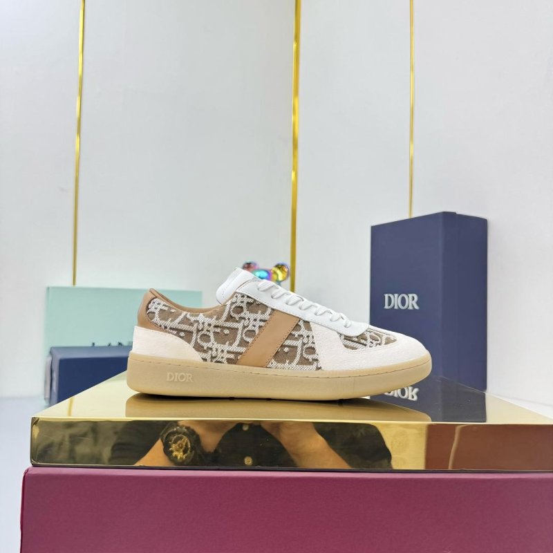 Sneakers women's