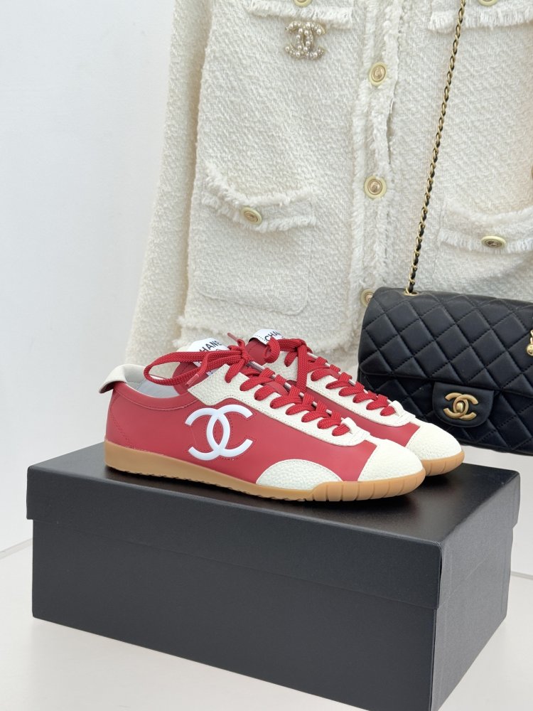 Sneakers women's