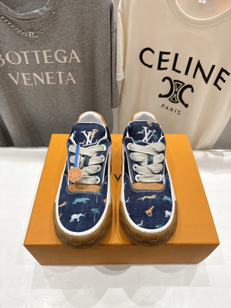 Sneakers women's