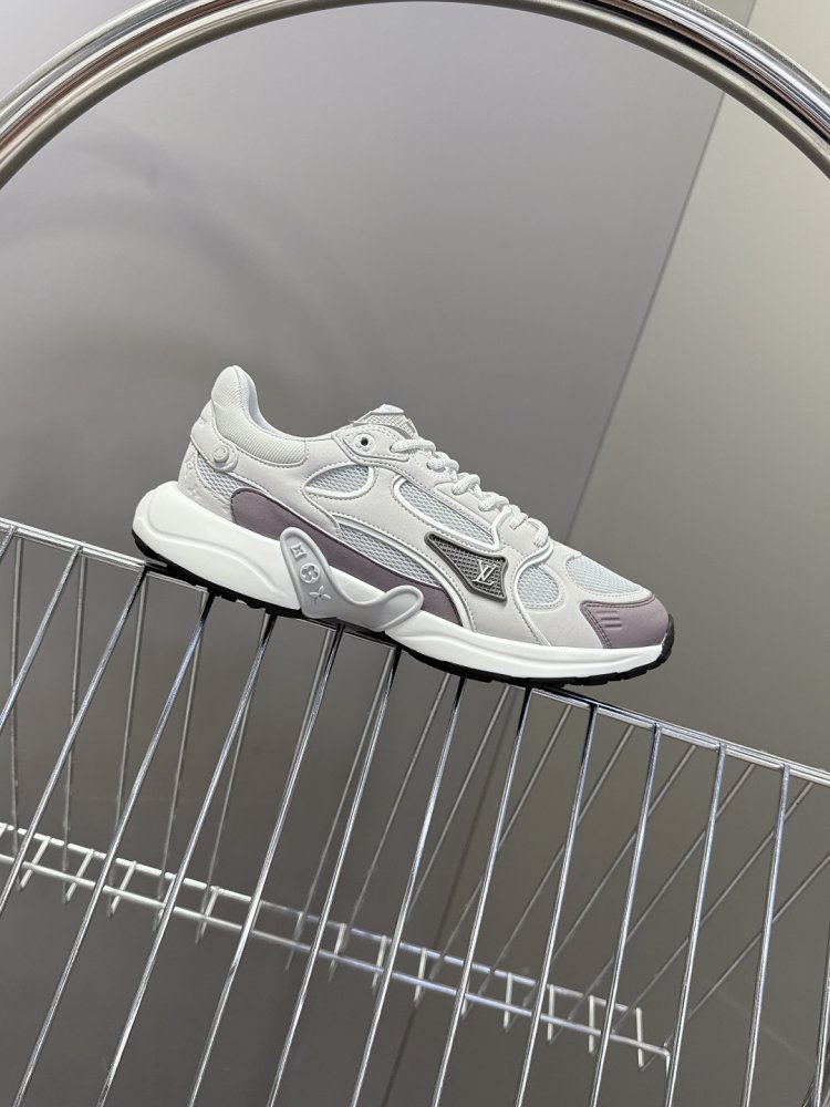 Sneakers women's