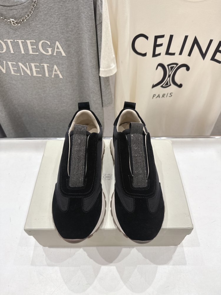 Sneakers women's