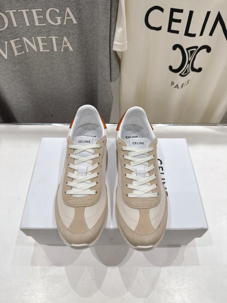 Sneakers women's