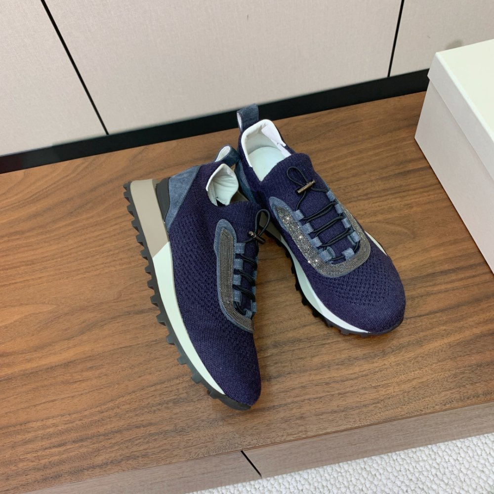 Sneakers women's