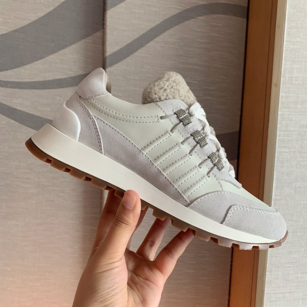 Sneakers women's