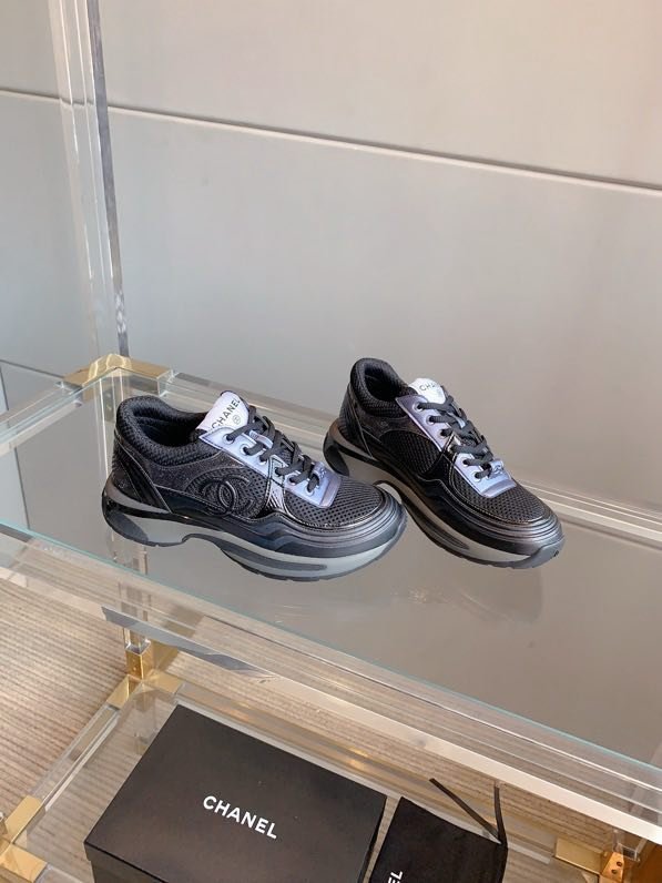 Sneakers women's фото 2