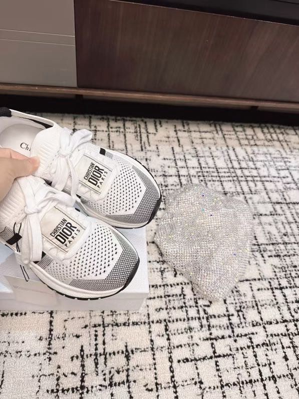 Sneakers women's фото 2