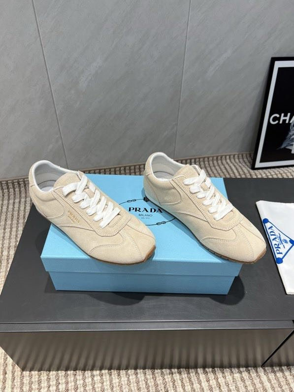 Sneakers women's фото 2