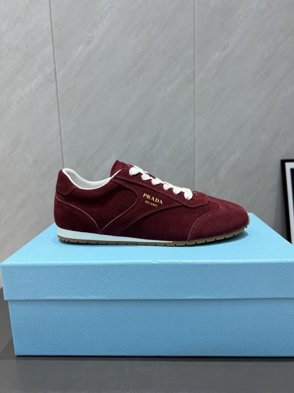 Sneakers women's фото 2