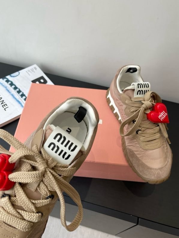 Sneakers women's фото 2