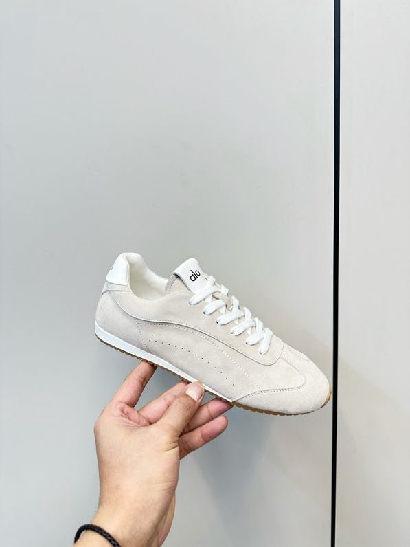 Sneakers women's фото 2