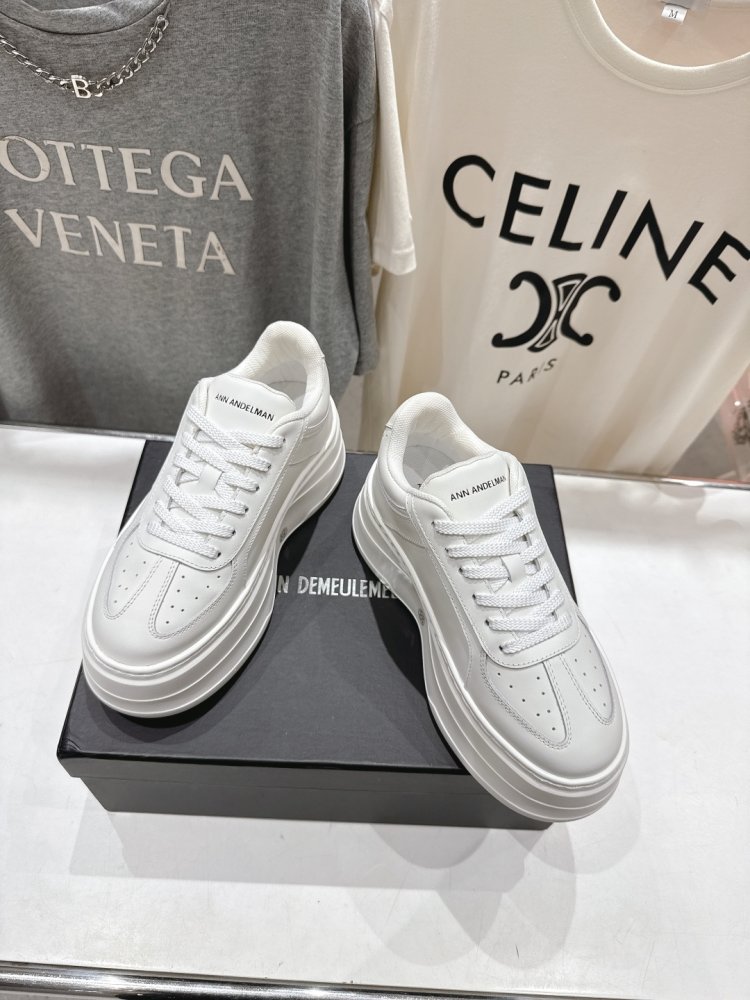 Sneakers women's фото 2