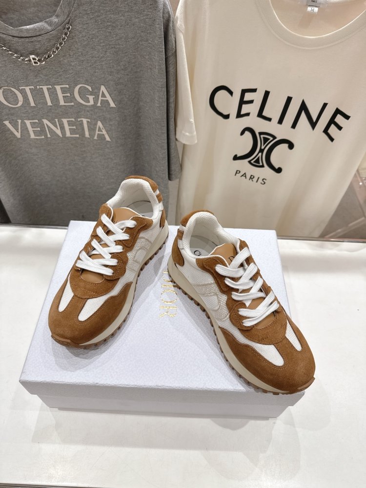 Sneakers women's фото 2