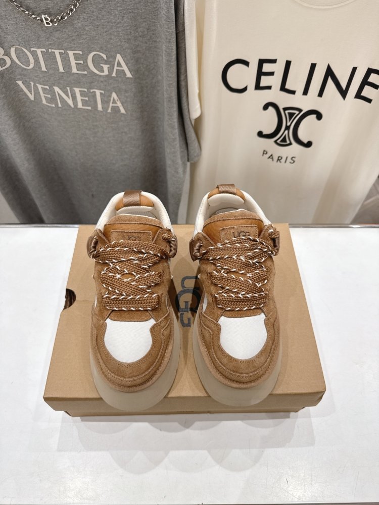 Кросівки жіночі фото 2