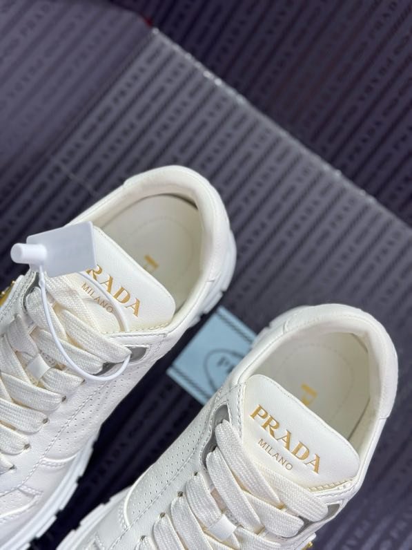 Sneakers women's фото 2