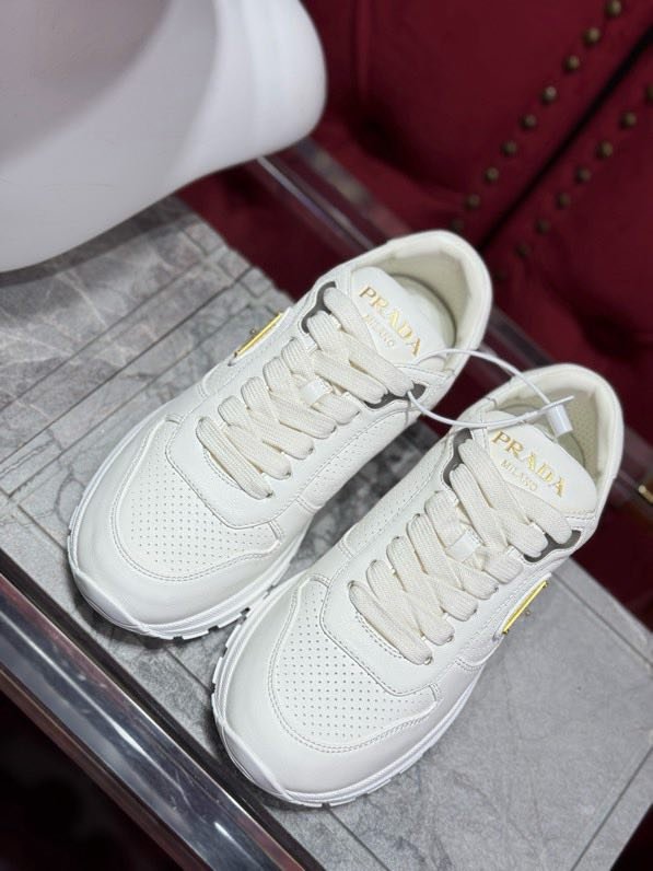 Sneakers women's фото 2