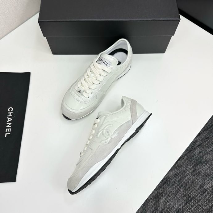 Sneakers women's фото 2