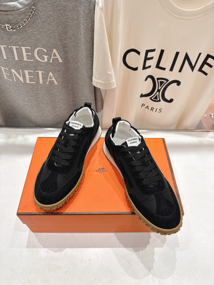 Sneakers women's фото 2