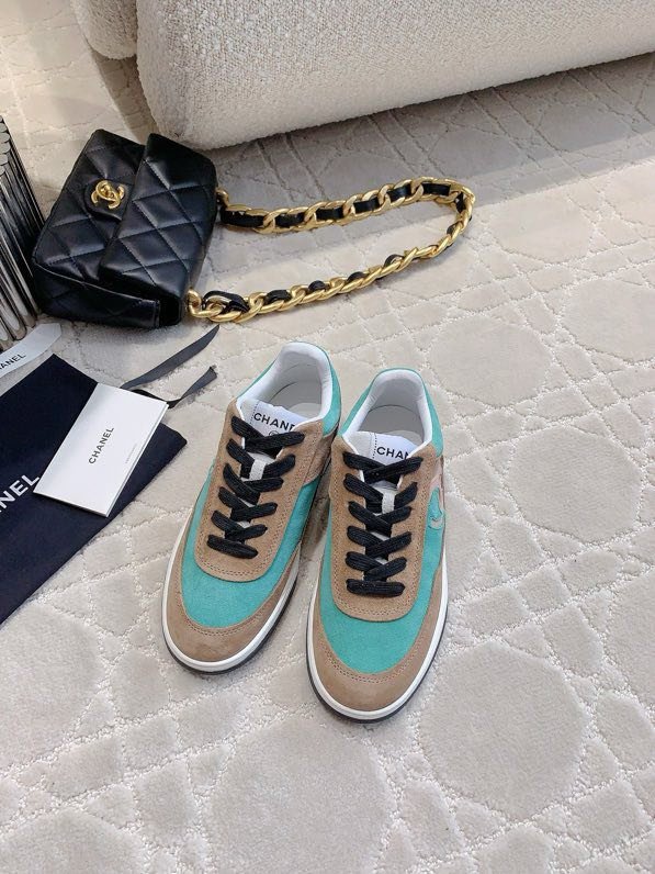 Кросівки жіночі фото 3