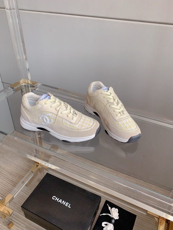 Кроссовки женские фото 3