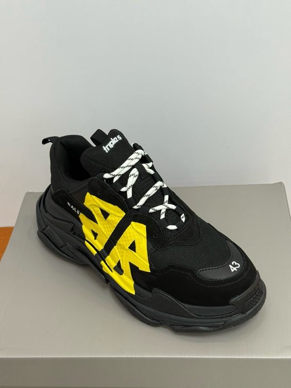 Кроссовки женские фото 3