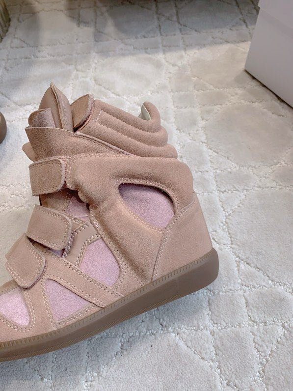 Кроссовки женские фото 3