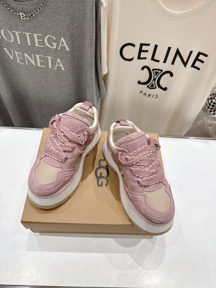 Кросівки жіночі фото 3