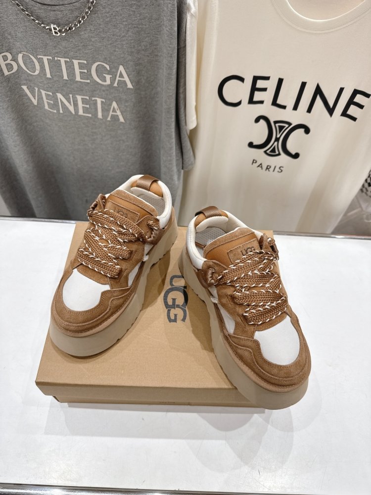 Кросівки жіночі фото 3