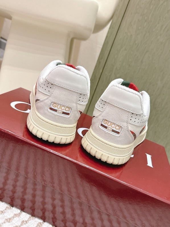 Кроссовки женские фото 3