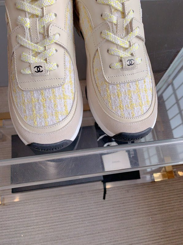 Кроссовки женские фото 4