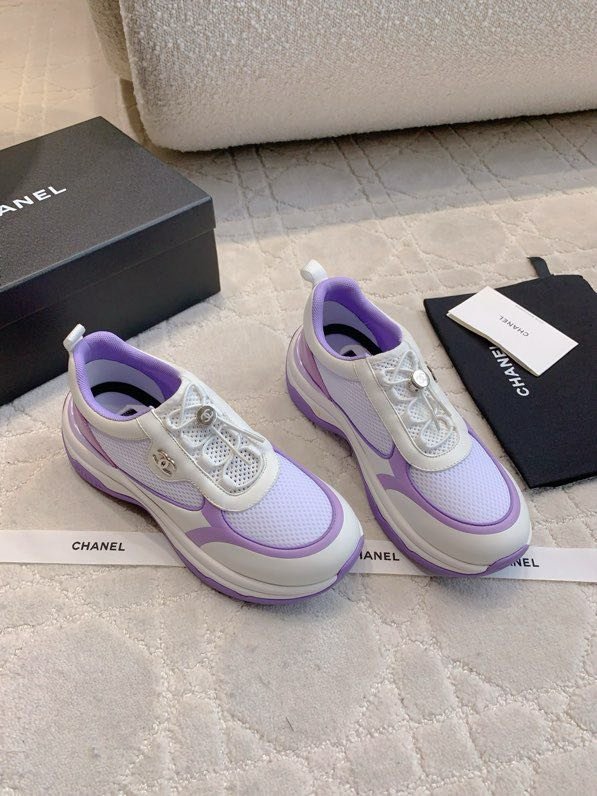 Кросівки жіночі фото 4