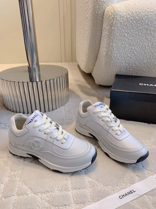 Кроссовки женские фото 4