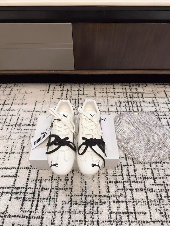 Кроссовки женские фото 4