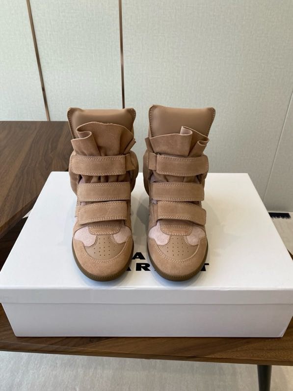 Кроссовки женские фото 4