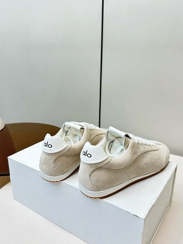 Sneakers women's фото 4