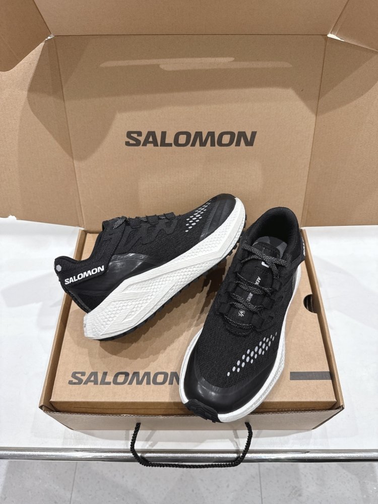 Кросівки жіночі фото 4