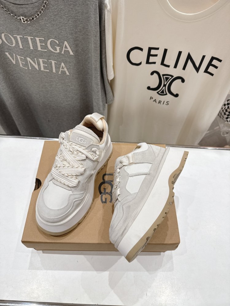 Кросівки жіночі фото 4