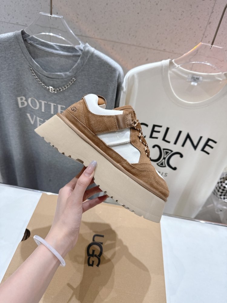 Кросівки жіночі фото 4