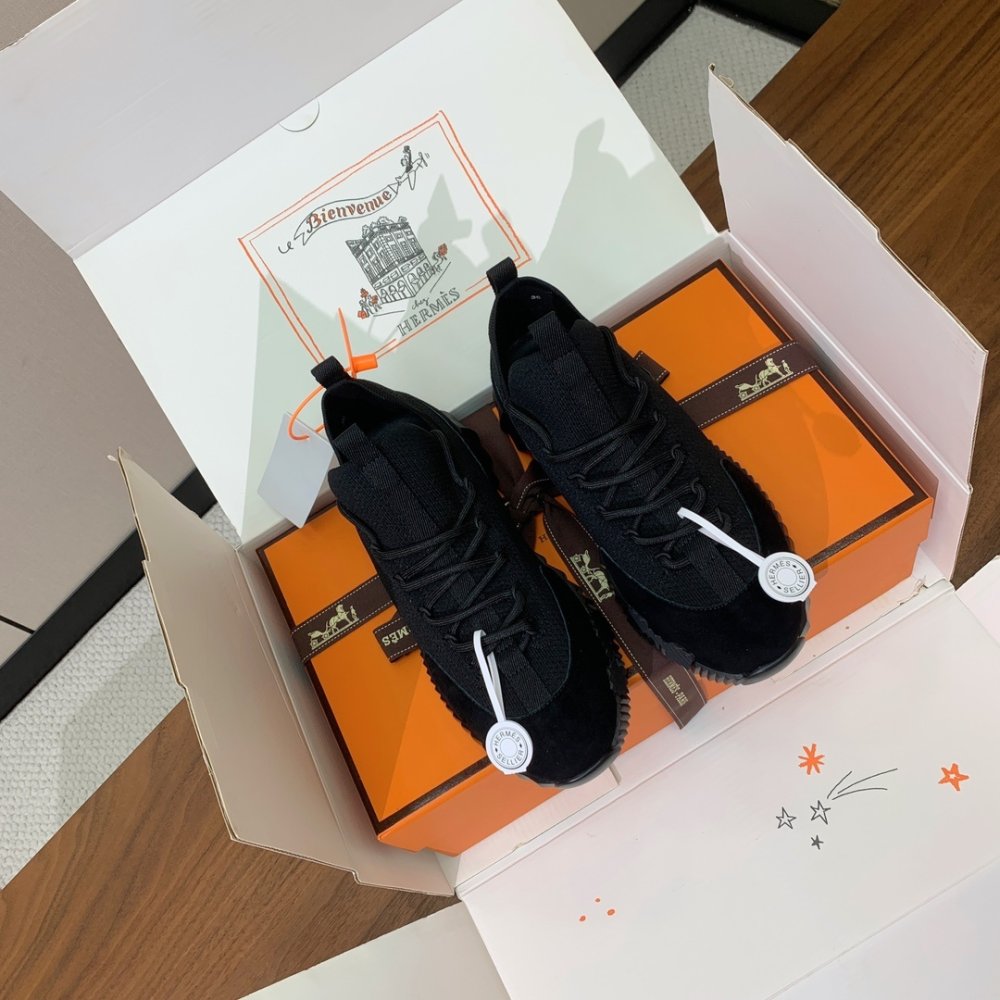 Кросівки жіночі фото 4