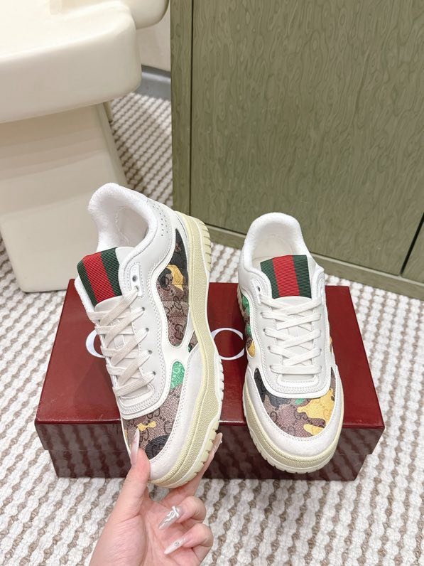 Кроссовки женские фото 4