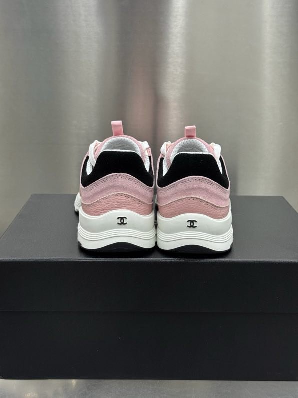 Кроссовки женские фото 4