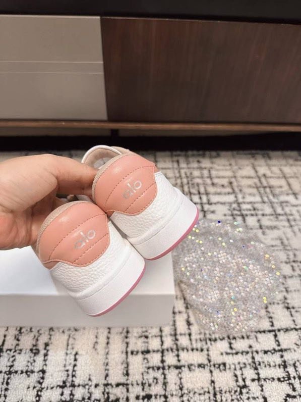 Sneakers women's фото 5