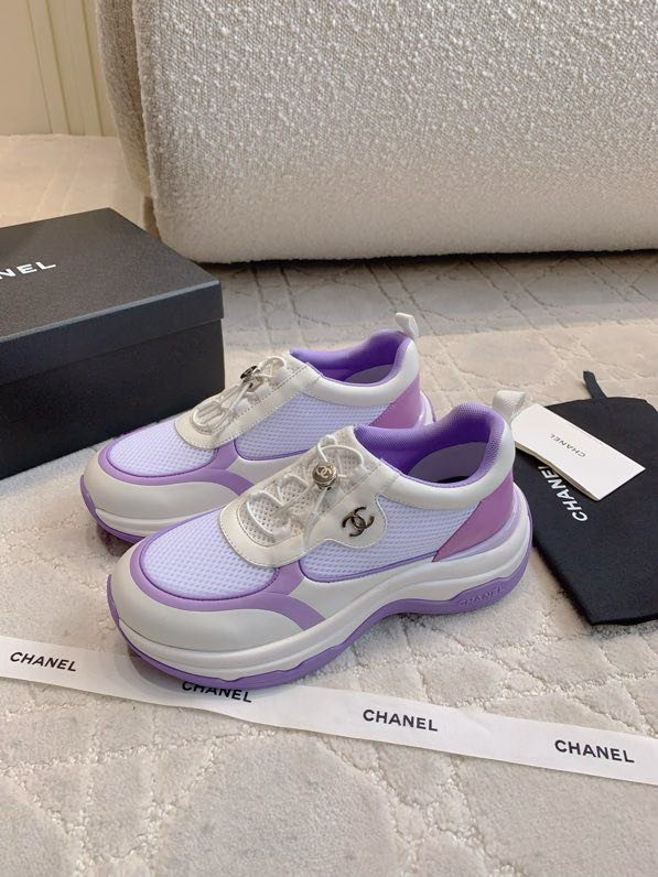 Кросівки жіночі фото 5