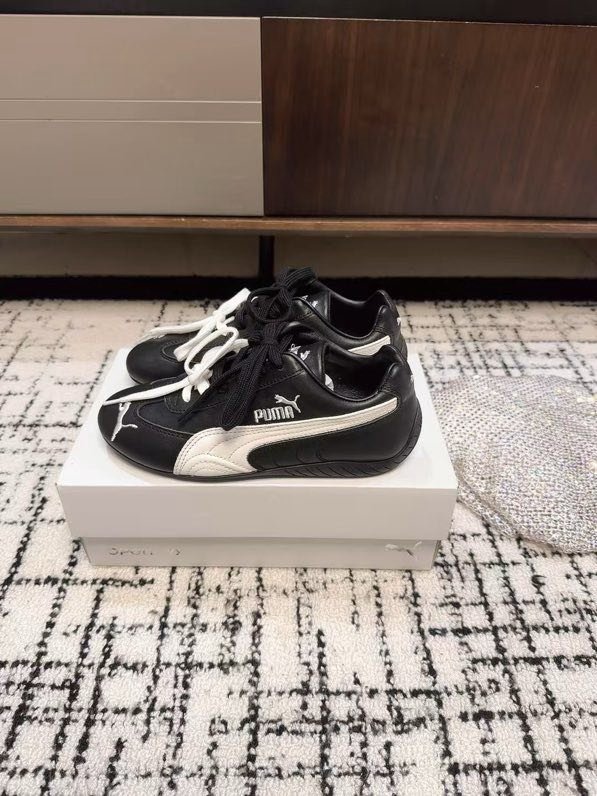 Кросівки жіночі фото 5