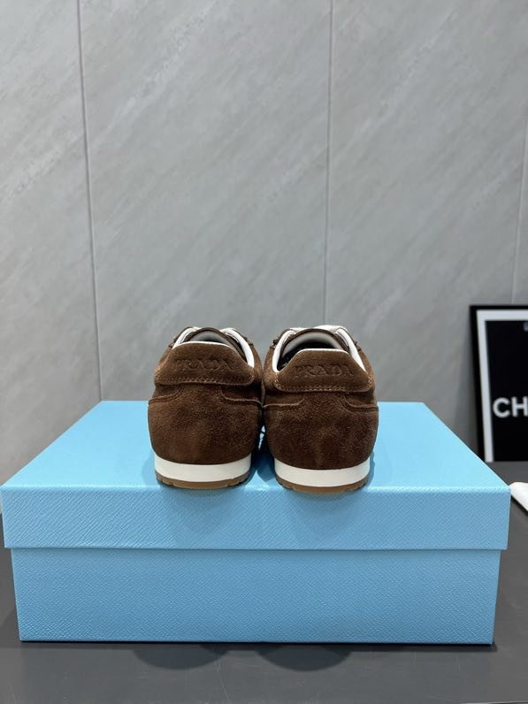 Sneakers women's фото 5